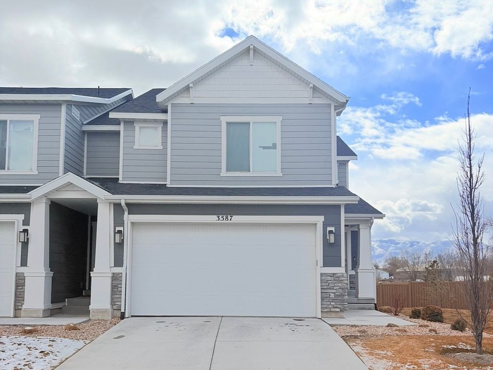 1st image of 3587 W Grassland Dr #1