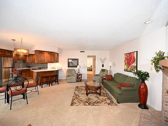 2nd image of 4290 Pinehurst Circle #B1