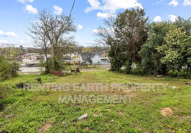 1563 Martin Ave — Photo 6