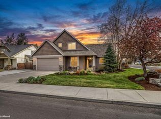 2546 NW 22nd St, Redmond, OR 97756