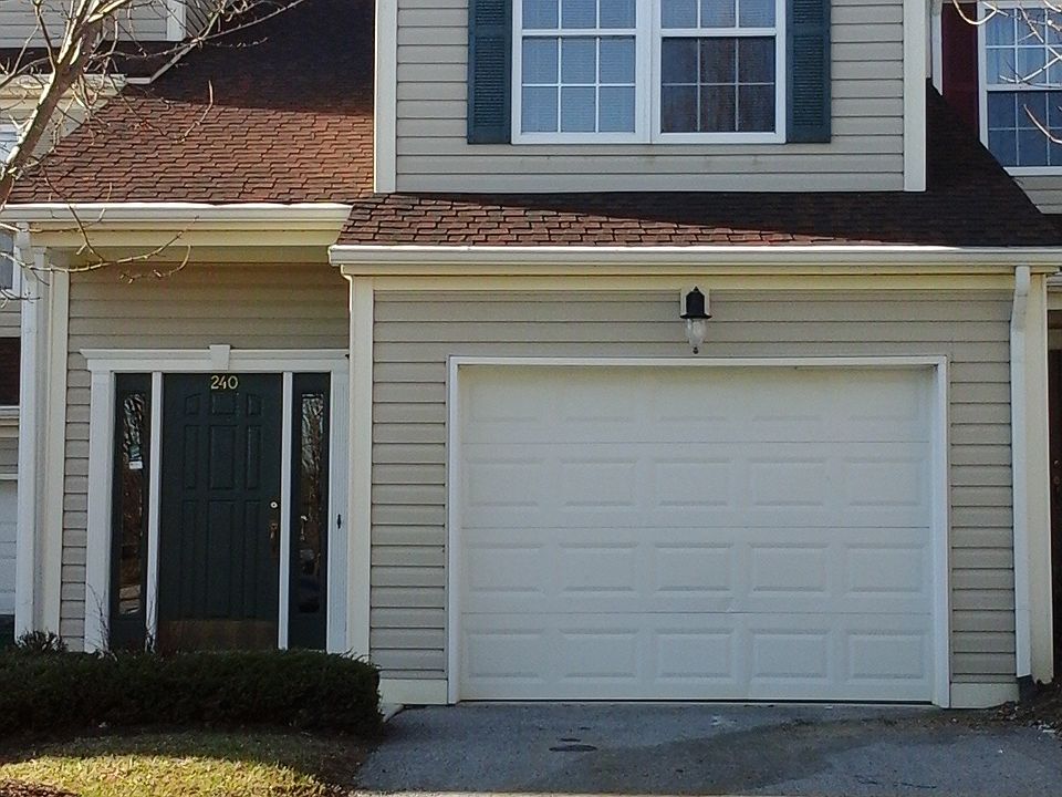 1st image of 240 Huff Heritage Ln