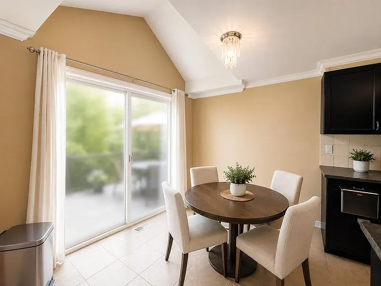 1622 Henri Lauzon St — Photo 6