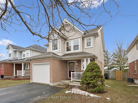 3rd image of 157 Rickson Ave