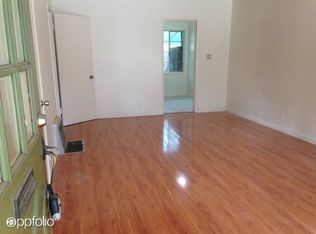 2517 Queensberry Rd, Pasadena, CA 91104