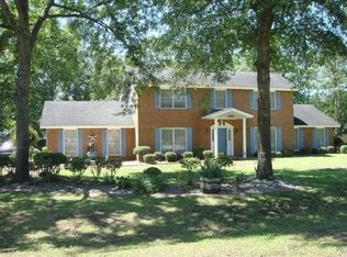 209 S Topi Trl, Hinesville, GA 31313