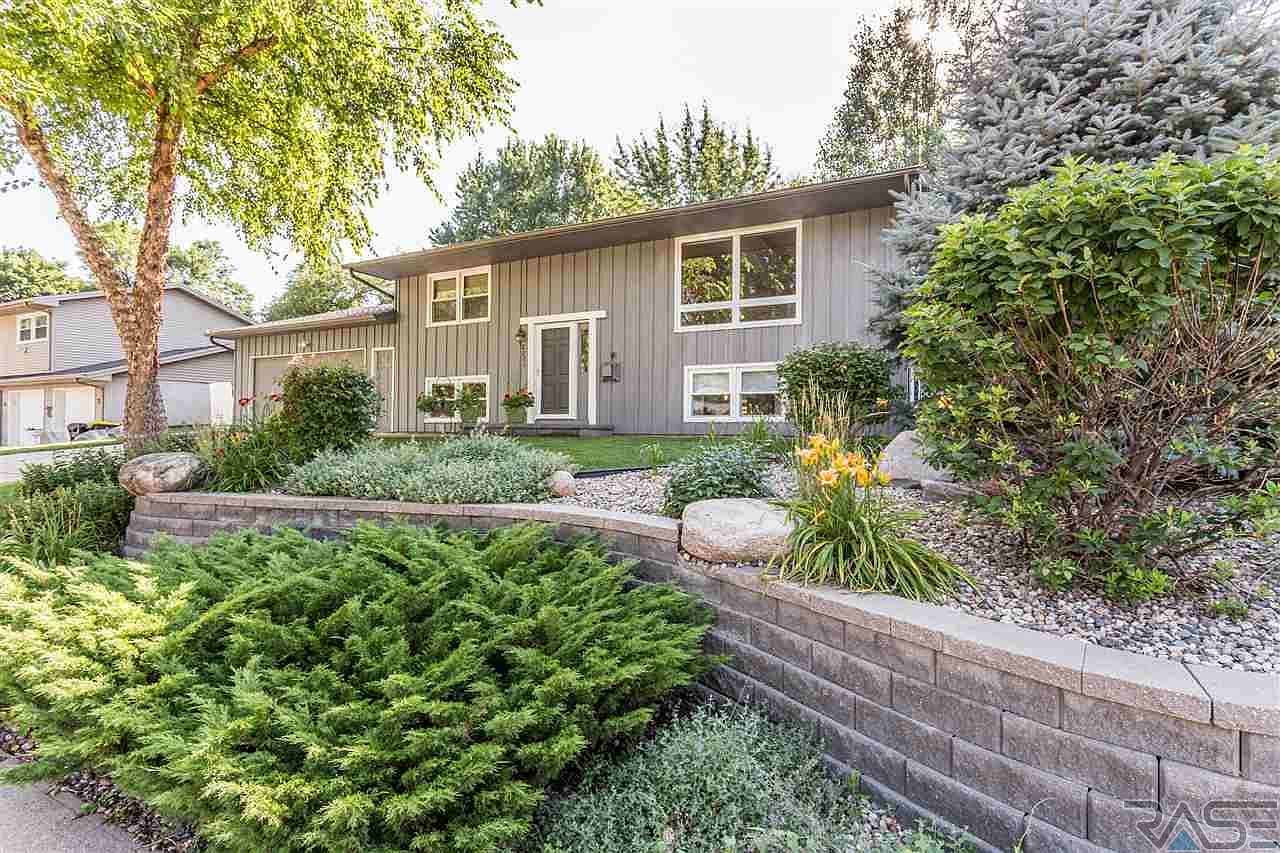 2201 S Bahnson Ave, Sioux Falls, SD 57103 Zillow
