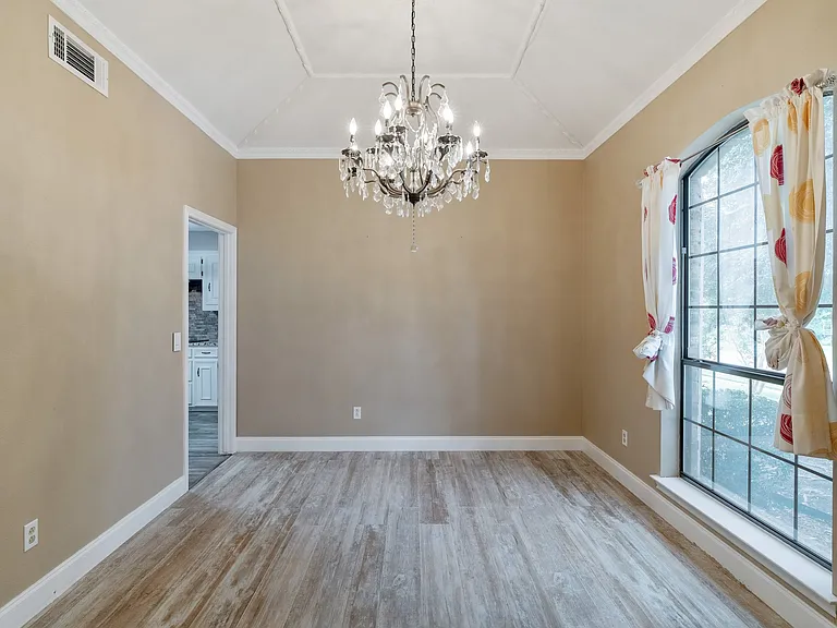 1527 Estates Way — Photo 25