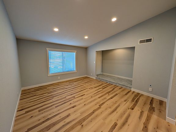 2nd image of 4518 W Desert Hills Dr