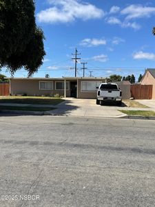 1009 N Thornburg St, Santa Maria, CA, 93458