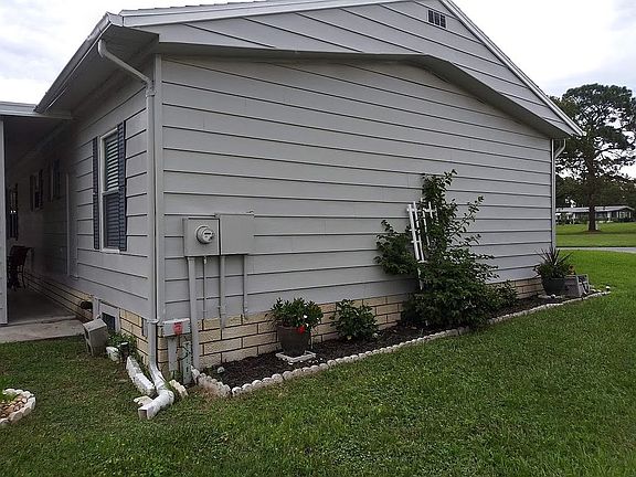 5th image of 1921 Brookfield Ln #B