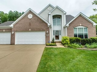 1195 Valewood Dr, Streamwood, IL 60107