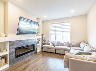 116 Ken Oblik Dr, Winnipeg, MB R3Y2C9
