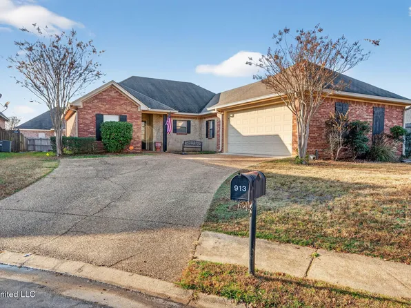 913 Caitlin Cv, Brandon, MS 39047