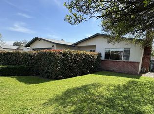 1511 W Sunnyside Avenue, Visalia, CA 93277