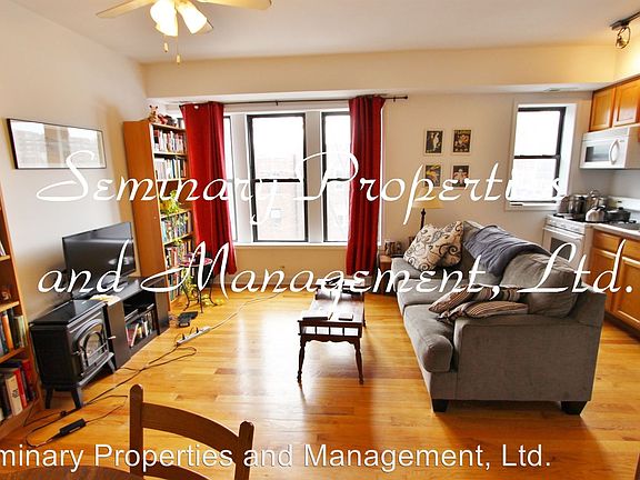 3rd image of 936 W Sunnyside Ave APT 203