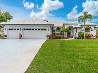 1902 SE Tickridge Rd, Pt Saint Lucie, FL 34953