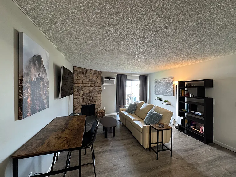 381 S Ames St — Photo 6
