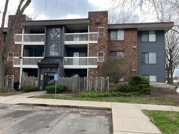 709 Fieldstone Ct APT 19, Holland, MI 49423