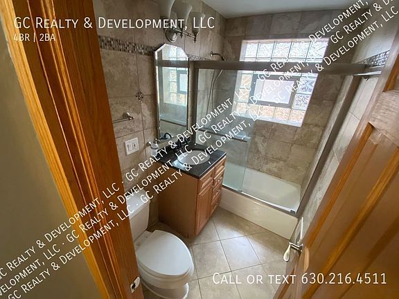5th image of 2753 W Morse Ave
