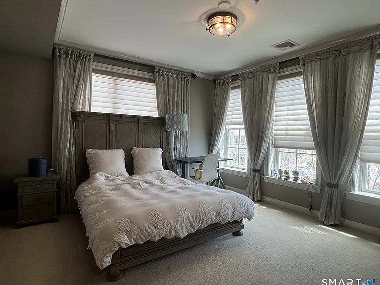 85 Memorial Rd #201 — Photo 20