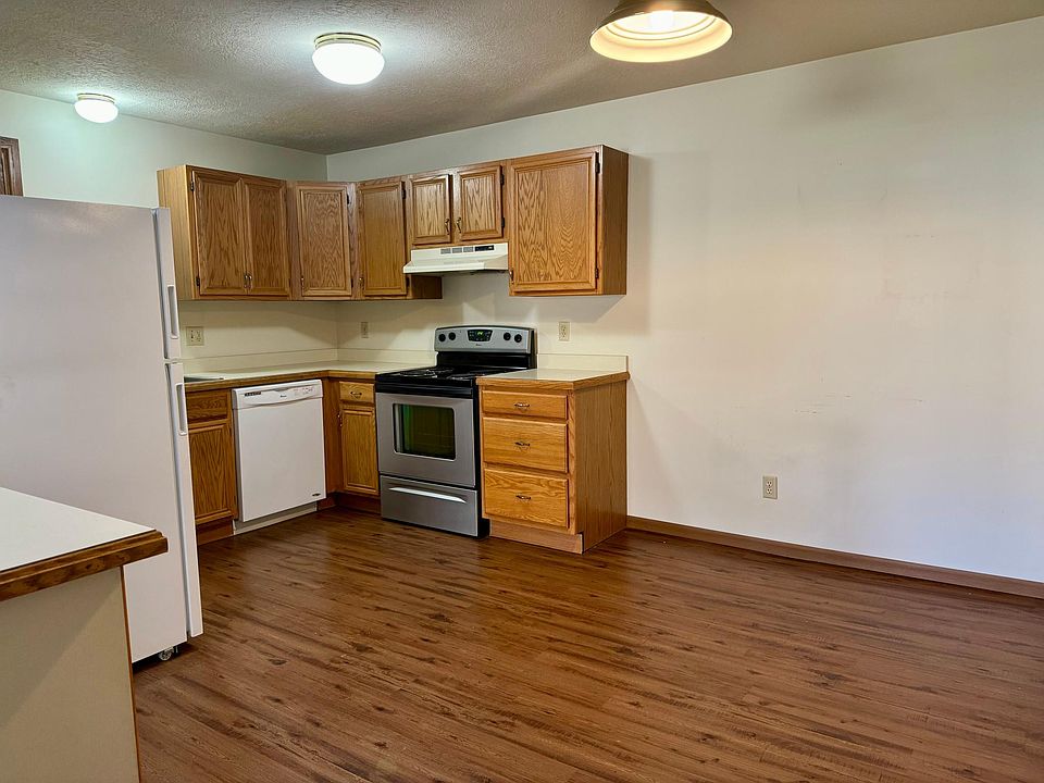 8695 Rosewood Ave NW APT 5, North Canton, OH 44720 Zillow