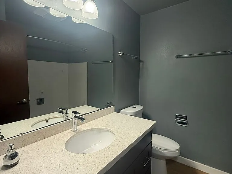 2026 Yale Ave E — Photo 16