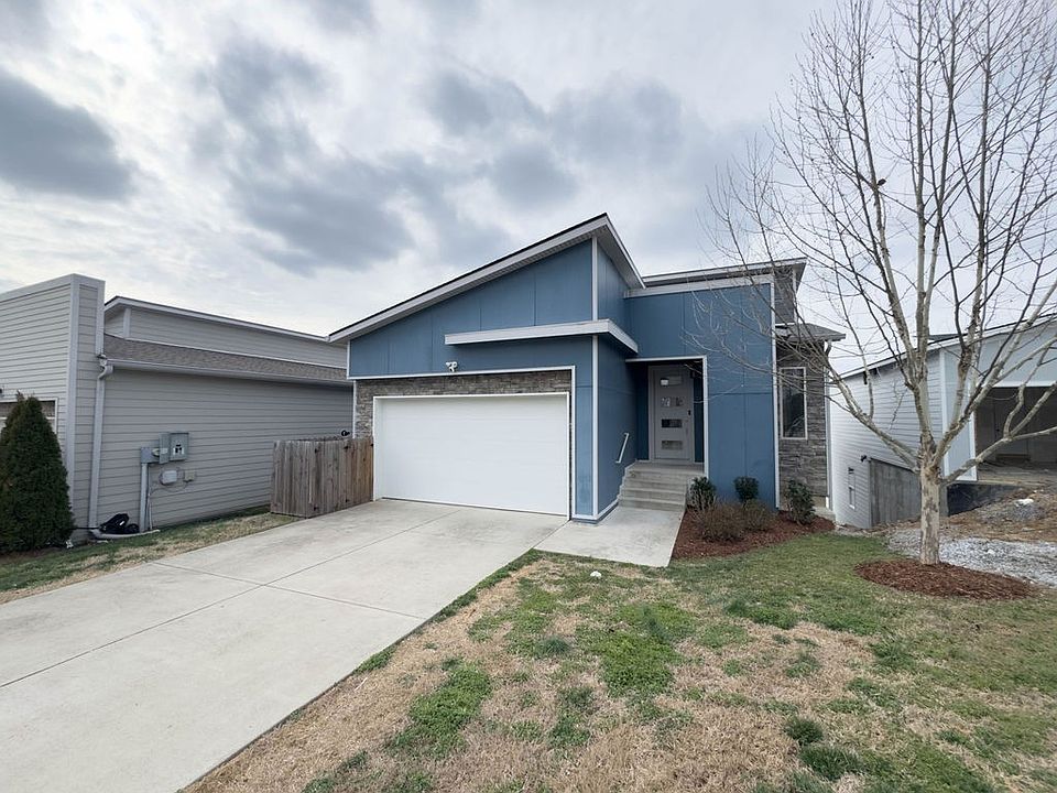 1st image of 1753 Boxwood Dr