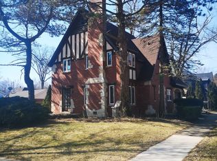 292 N Wolf Rd, Des Plaines, IL 60016