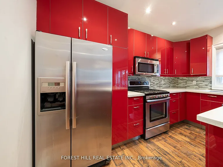 6 Aberdeen Ave — Photo 12