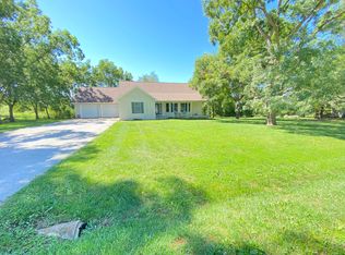 13830 E Musket Rd, Nevada, MO 64772