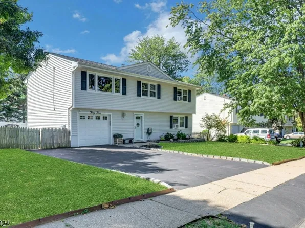 33 Van Buren Ave, Westwood Boro, NJ 07675