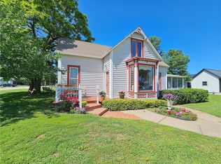 303 E 4th Ave, Garnett, KS 66032