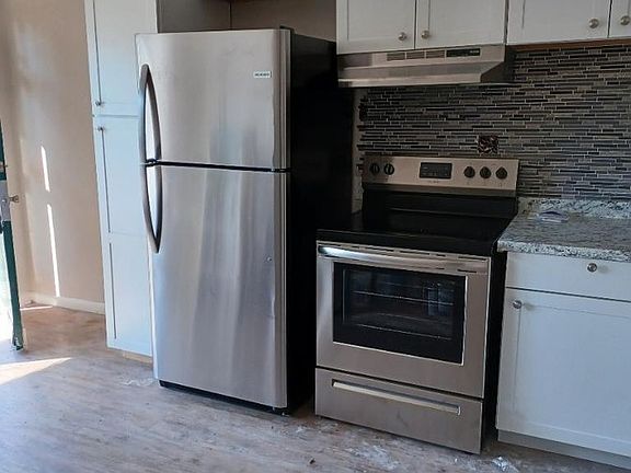 5th image of 251 & 255 W Ocean View Ave APT 251-12