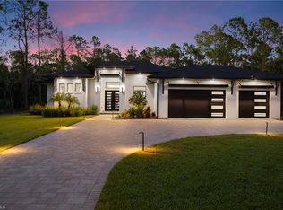 4221 7th Ave NW, Naples, FL 34119