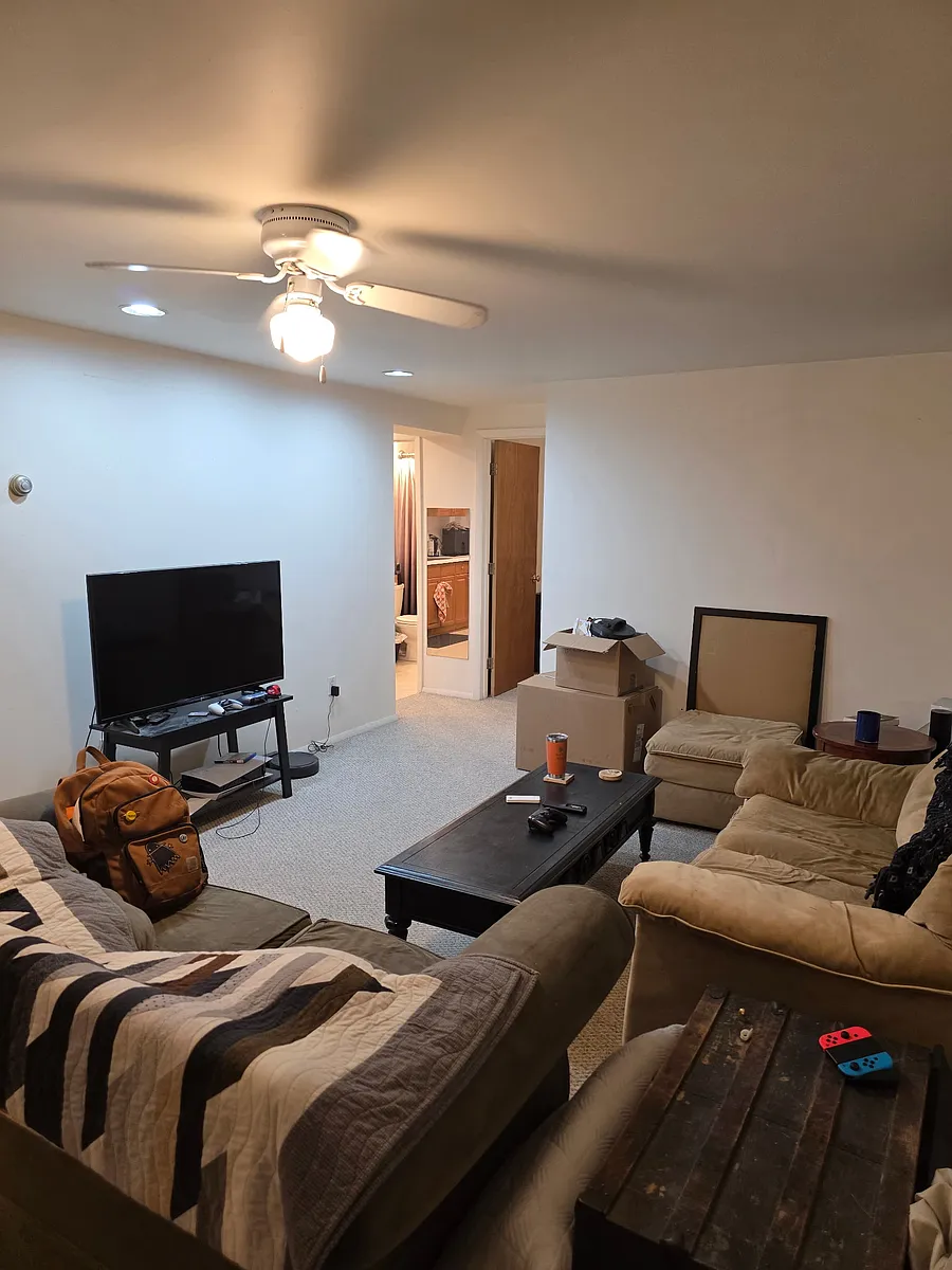 Building Photo - 1319 N Irving St #3