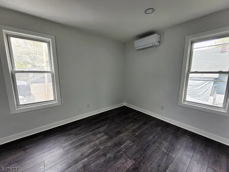 49 Union Pl #4 — Photo 12