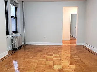 Rented by Hillel Realty Group