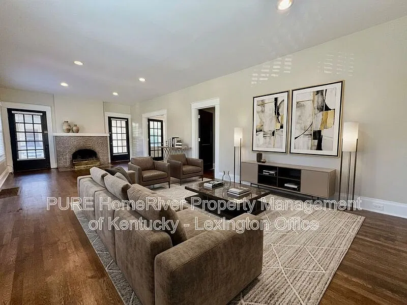 2 bed, 2.0 bath, 1444 sqft, $2,295 — Photo 4