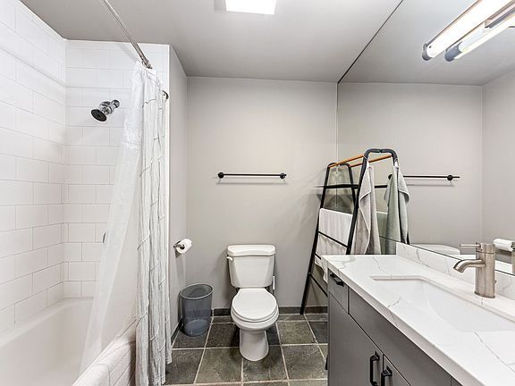 3rd image of 540 Delancey St #305-1-1