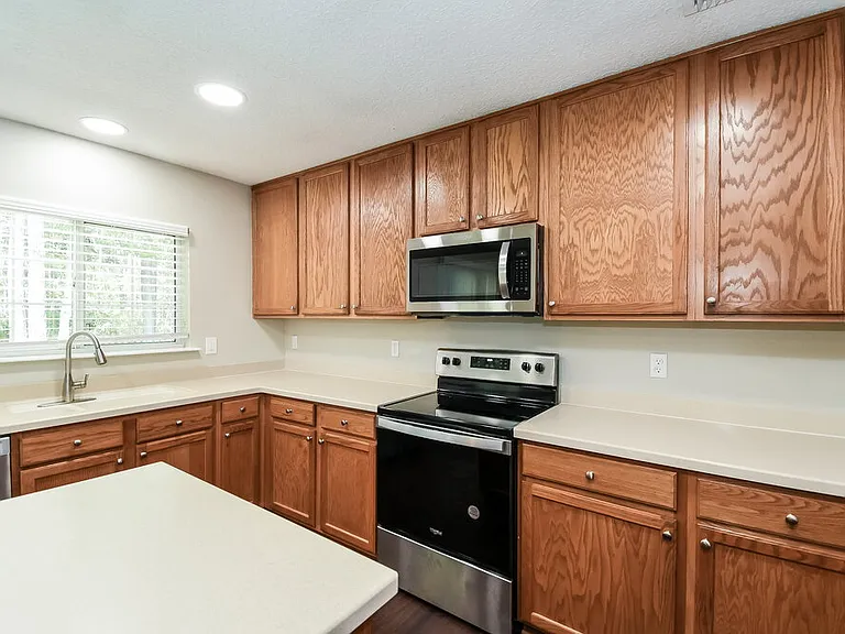 7068 Beekman Lake Dr — Photo 10