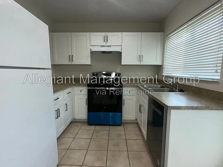 2850 Osprey Cove Pl #201 — Photo 4