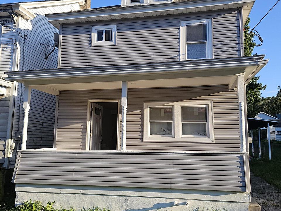 1st image of 77 W Pine St