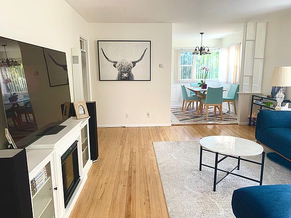 4th image of 1227 Crescent Dr #1227