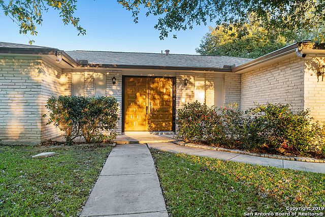 1st image of 6022 Crown Way
