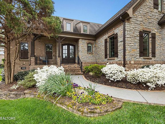 3rd image of 12504 Gatewater Ln