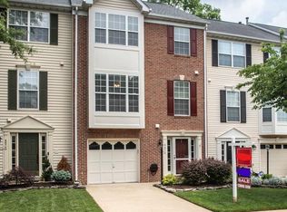 6672 Kelsey Point Cir, Alexandria, VA 22315