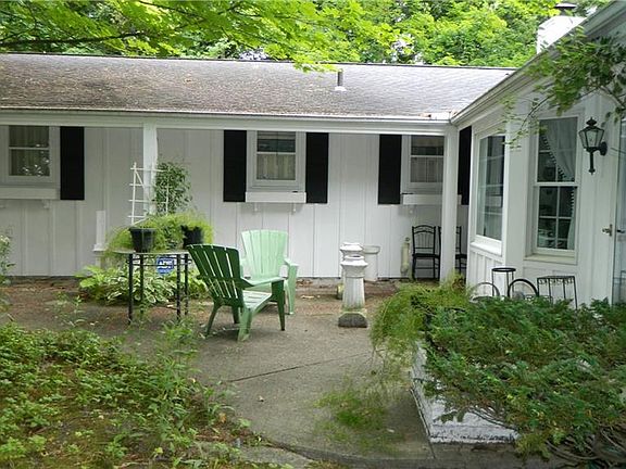 3rd image of 2807 Poplar Dr