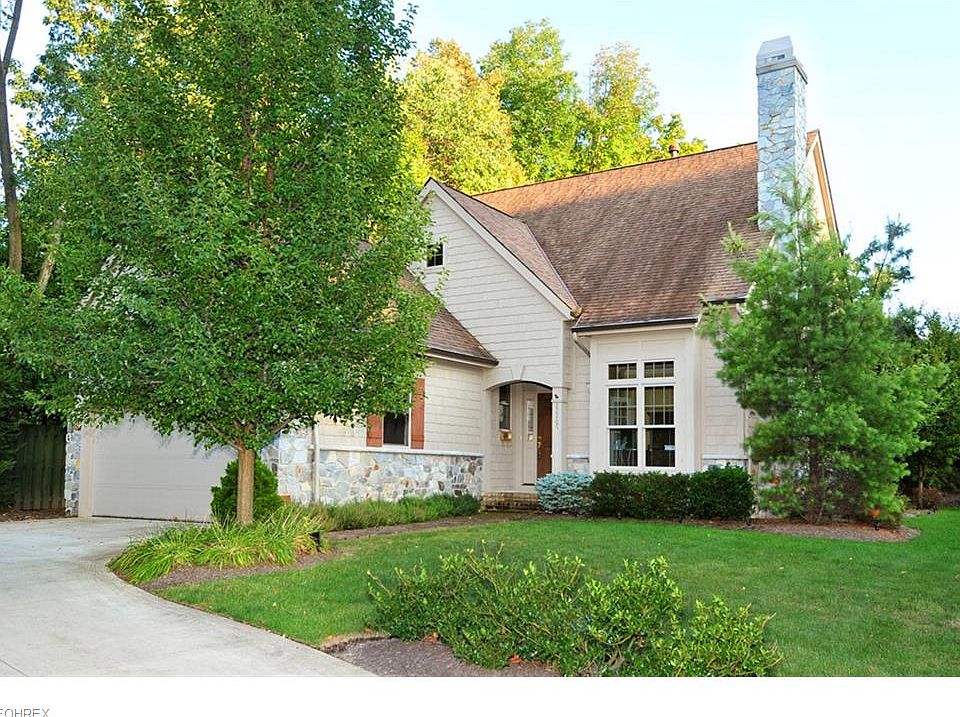 1st image of 22207 Arbor Cliff Ln