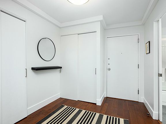 5th image of 1050 Wall St APT 7C