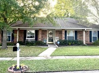 801 Lake Arthur Ct, Slidell, LA 70461